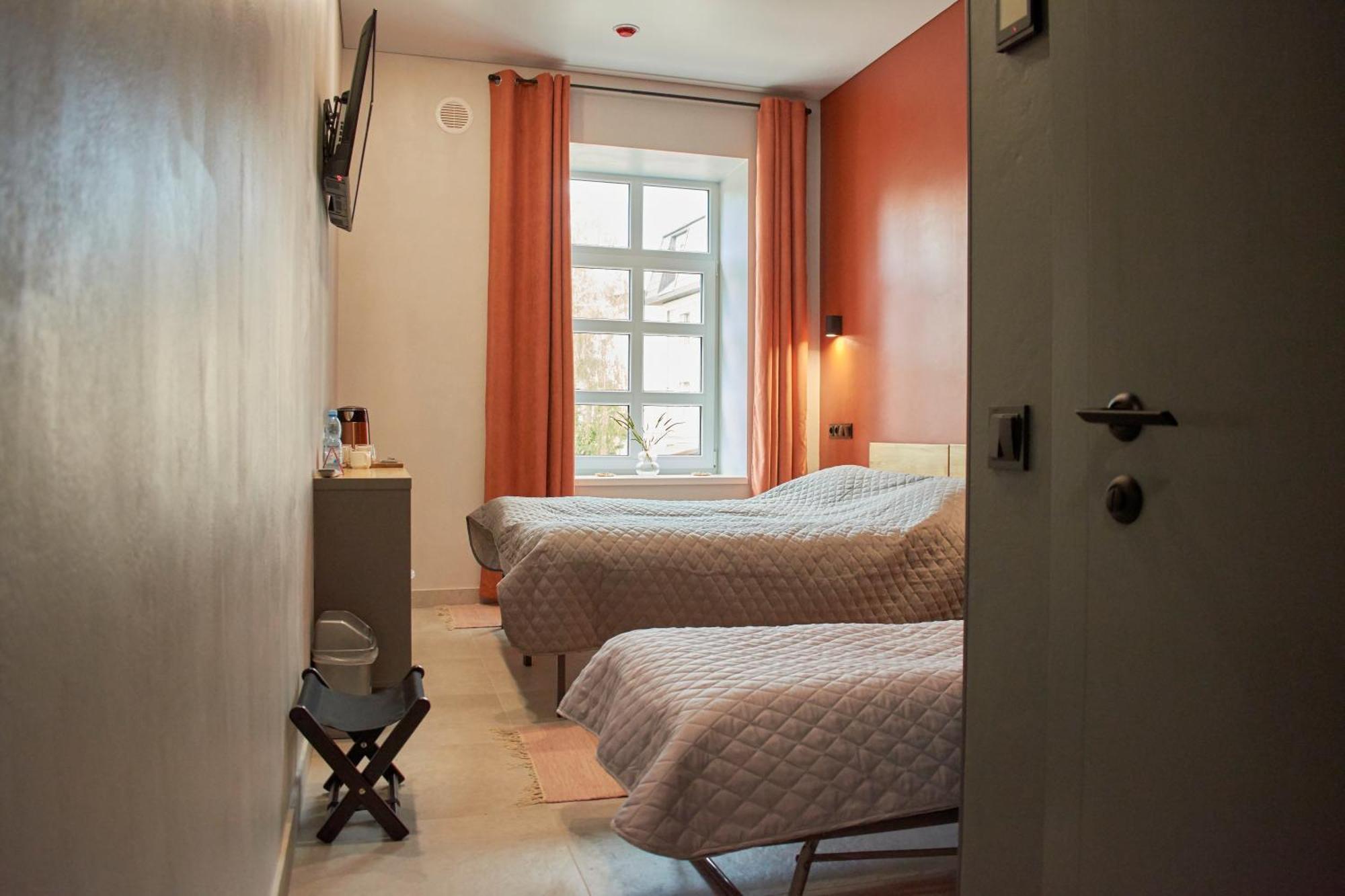 Hotel Florian Kamieniec Podolski Zewnętrze zdjęcie